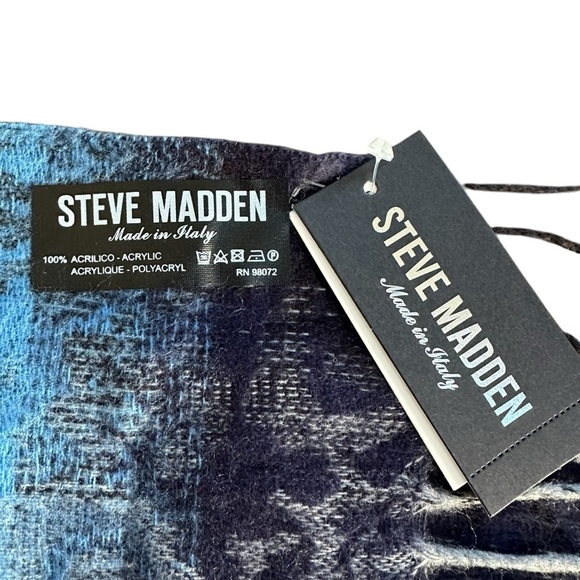 Steve Madden Made in Italy Mid Weight Ombre Blue Paisley Muffler Scarf - Picture 4 of 7